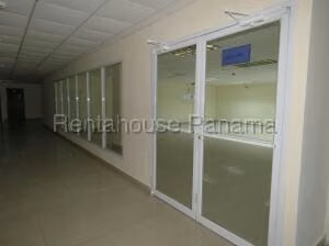 Local Comercial en Alquiler en Edison Park 26jack8183