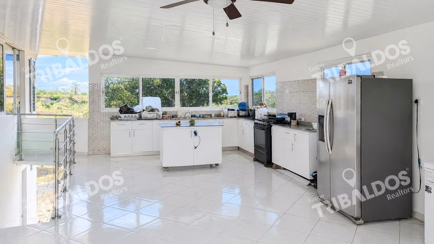 Venta de terreno comercial con mejoras - Imagen 12