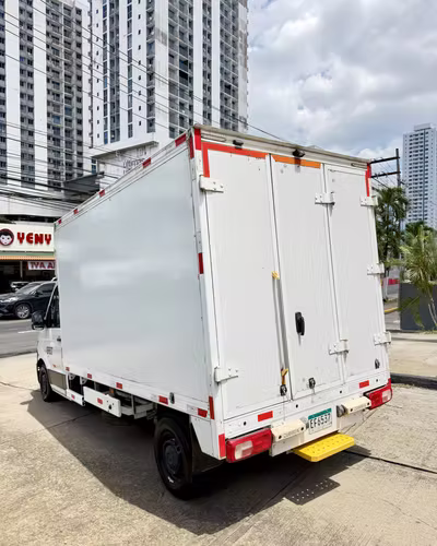 VOLKSWAGEN CRAFTER 2023