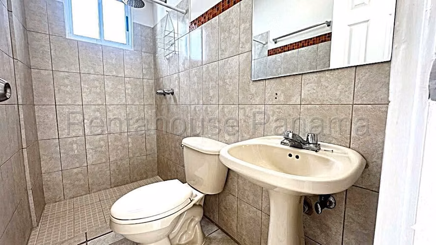 Apartamento en Venta en Carrasquilla MPM 26-8146