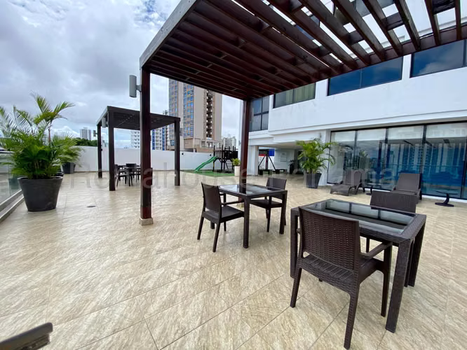 Apartamento en Venta en Carrasquilla MPM 26-8104
