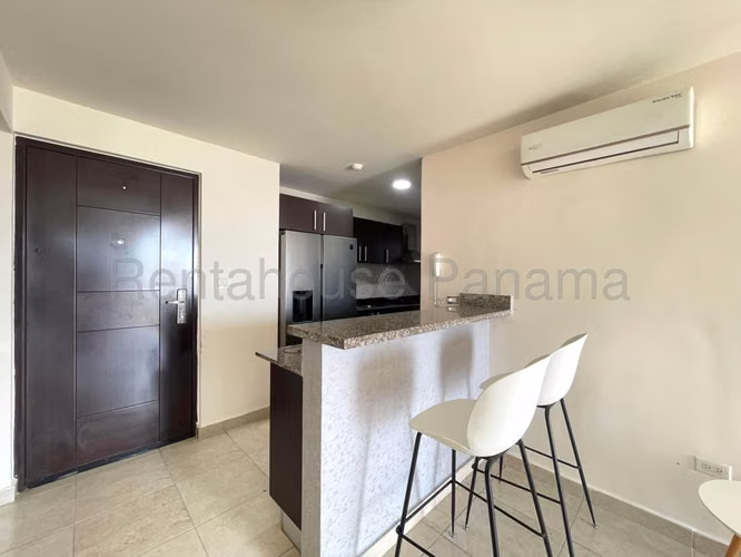 Apartamento en Venta en Carrasquilla MPM 26-8104