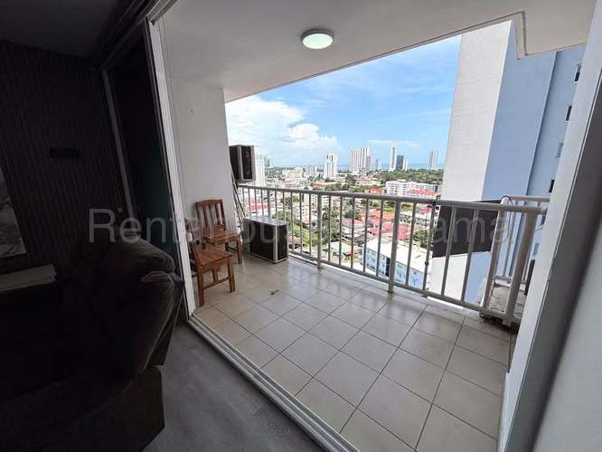 Apartamento en Venta en Carrasquilla SYH