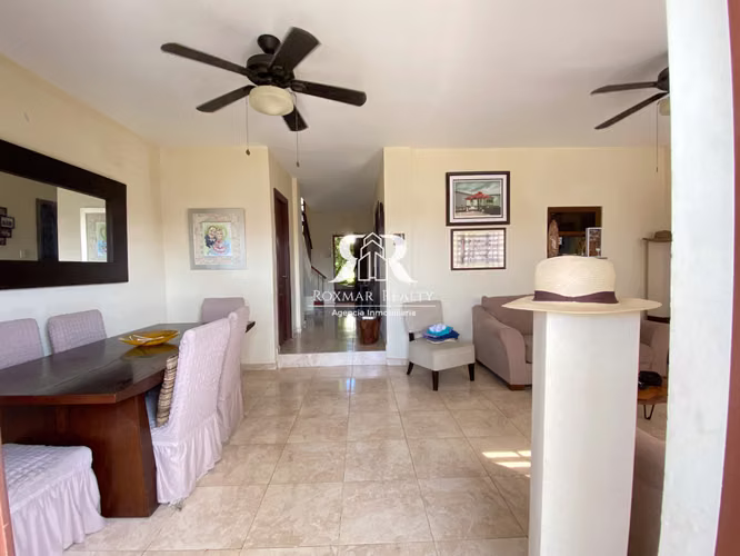 Casa en venta en Las Cumbres Mirador del Lago