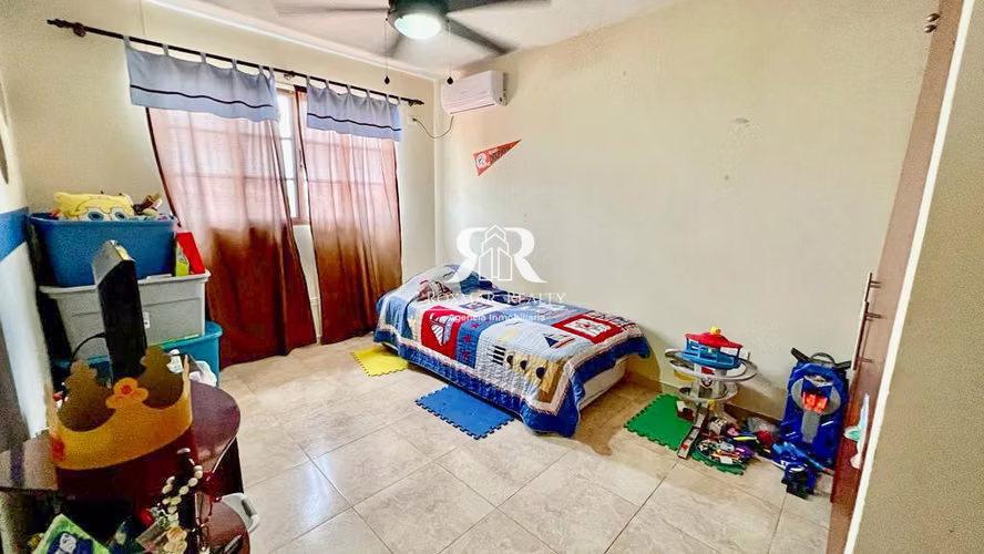 Casa en venta en Las Cumbres Mirador del Lago