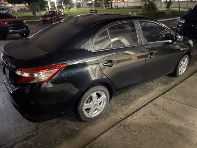 Vendo Auto Toyota Yaris 2016 - Imagen 2