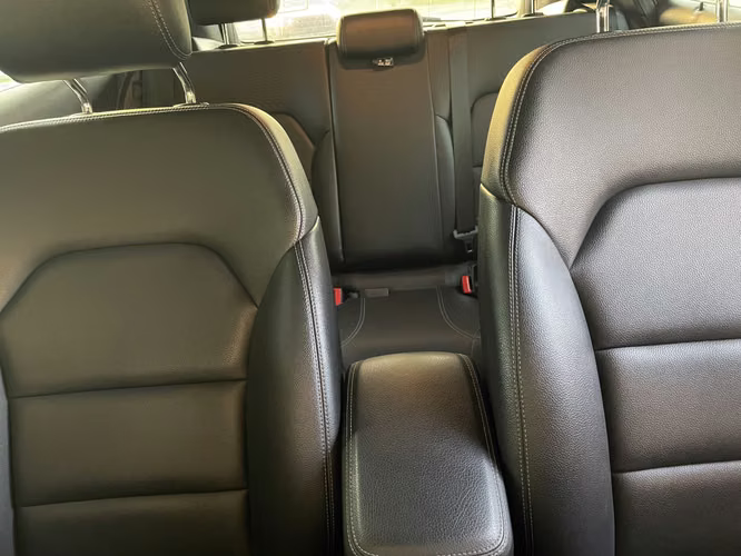 Vendo Auto Mercedes Benz GLA 180 Año 2017 - Imagen 4