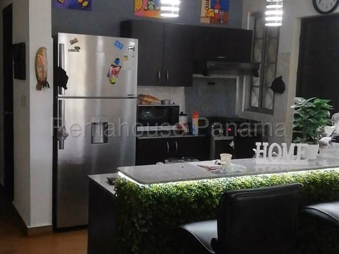 Se Vende Casa en Vista Alegre YDU