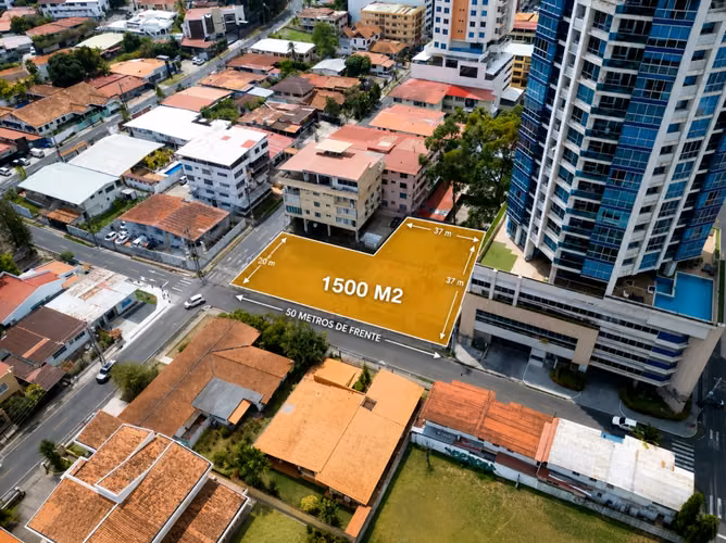SE VENDE TERRENO SAN FRANCISCO 1500 m2- 50 METROS DE FRENTE