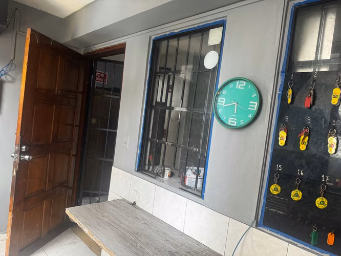 SE VENDE NEGOCIO PENSION CALIDONIA EN LA EXPOSICION DE CALIDONIA