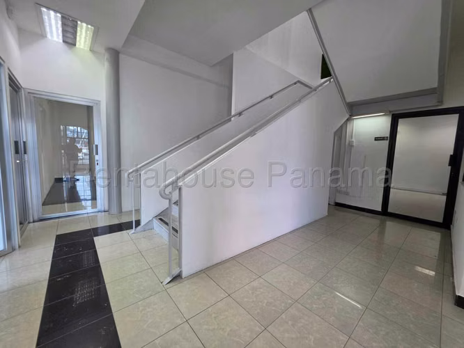 Local comercial en alquiler El Dorado DPA 26-7539