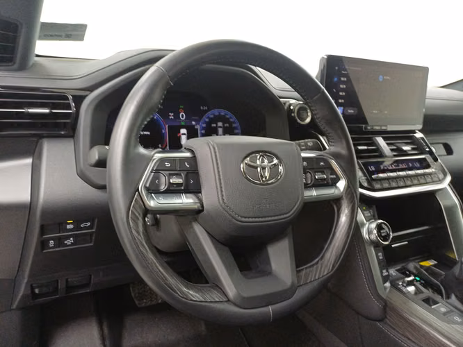 TOYOTA LAND CRUISER - 2025 - TLC - Automarket - Imagen 6