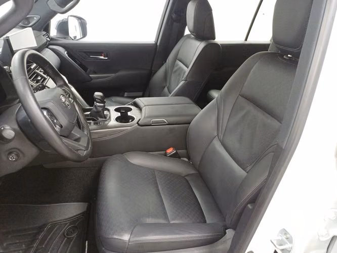 TOYOTA LAND CRUISER - 2025 - TLC - Automarket - Imagen 5