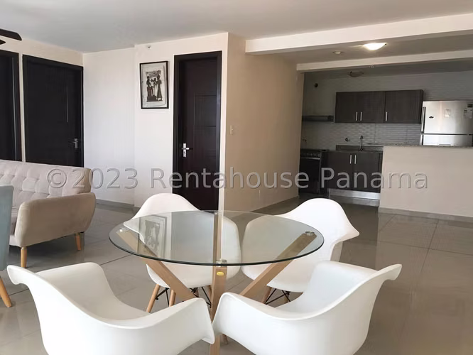Apartamento en Venta en Carrasquilla SYH