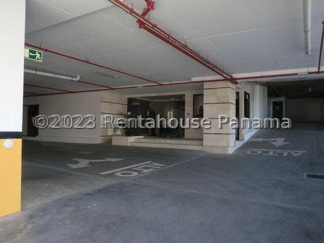 Apartamento en Venta en Carrasquilla SYH