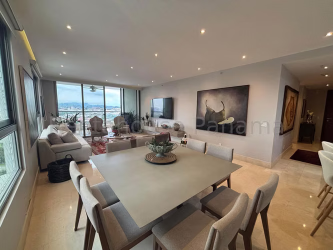 Apartamento En Venta En Santa María SYH
