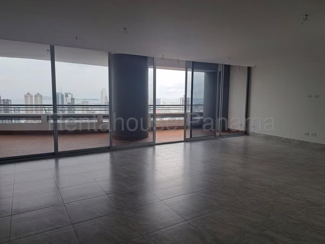 Apartamento En Venta En El Cangrejo SYH
