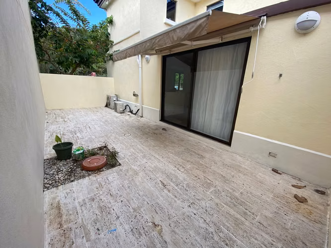 VENDO IMPECABLE CASA EN RESIDENCIAL RIVER VALLEY - PANAMA PACIFICO