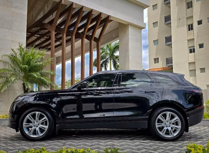RANGE ROVER VELAR P250