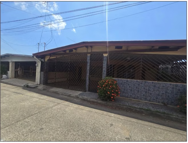 HOUSE IN BOSCO GIFT ON SALE - 124; NEGOTIABLE PRICE