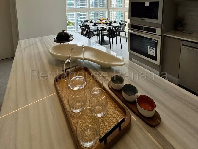 Vendo Apartamento en Paitilla the towers OF 26-8190