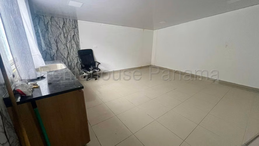 Vendo Terreno en plena tumba muerto OF 26-8204