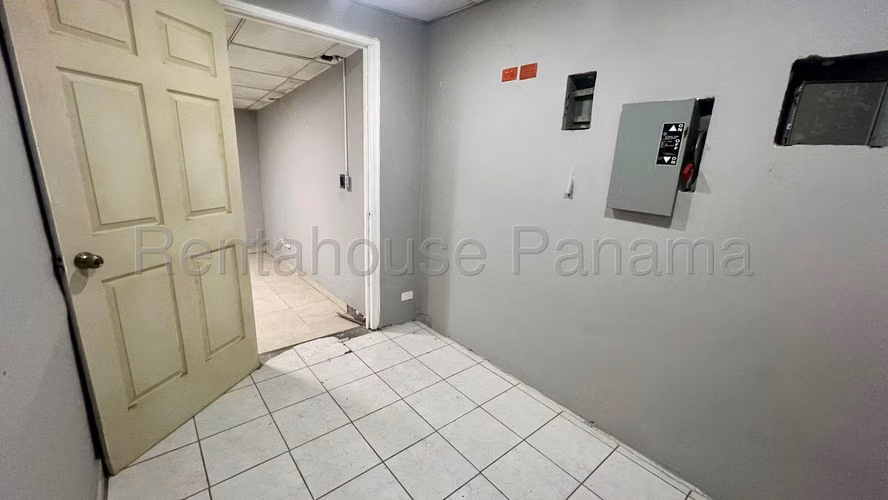 Vendo Terreno en plena tumba muerto OF 26-8204