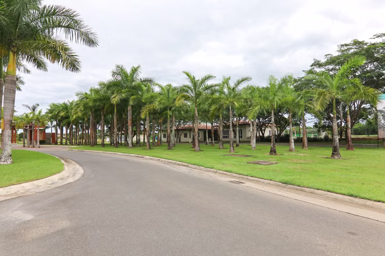 Lote para Construir en Venta en Buenaventura