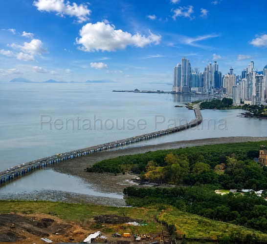 Se Vende Apartamento en Costa del Este LA26-8187