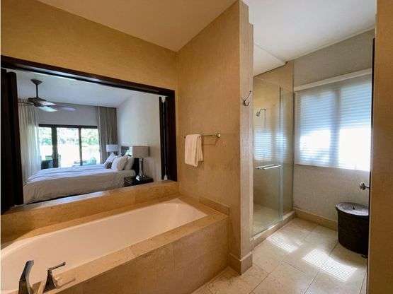 VENTA DE LUJOSA CASA EN VILLAS BRISTOL BUENAVENTURA