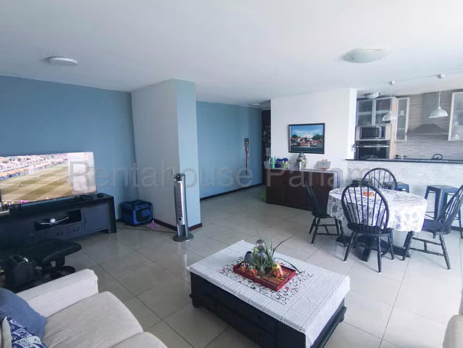 LGU-Venta de apartamento con vista al mar en San Francisco, PH Cabomarzo.