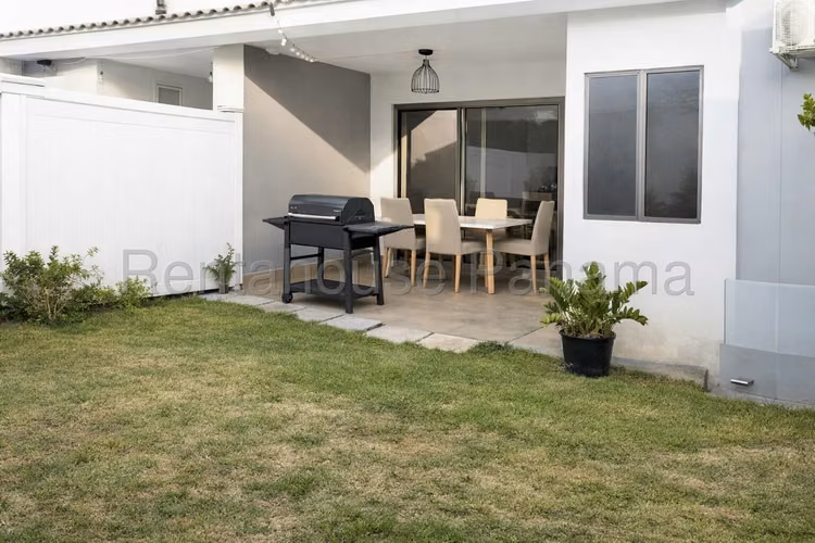 Casa En Venta En Paseo Del Norte SYH