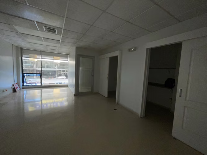 Alquiler de local comercial en Av. Balboa