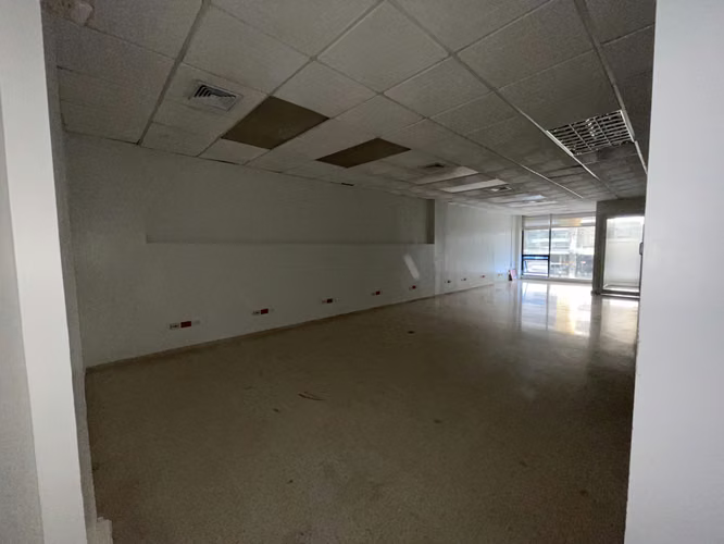 Alquiler de local comercial en Av. Balboa