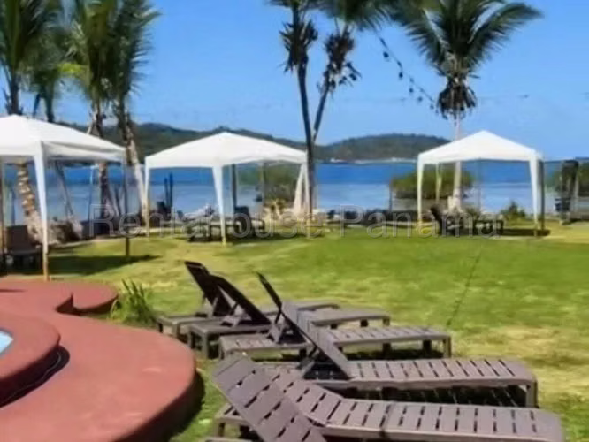 Casa En Venta En Isla Grande Portobelo SYH