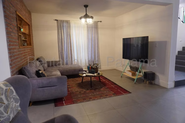 Casa En Venta En Clayton SYH