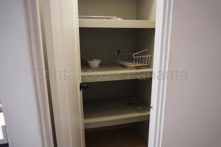 Casa En Venta En Clayton SYH