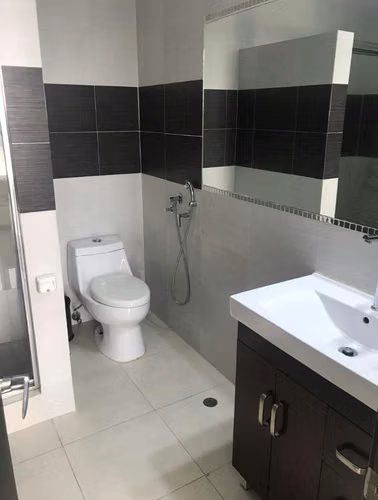 Renta apartamento de 1 Habitacion En parque Omar