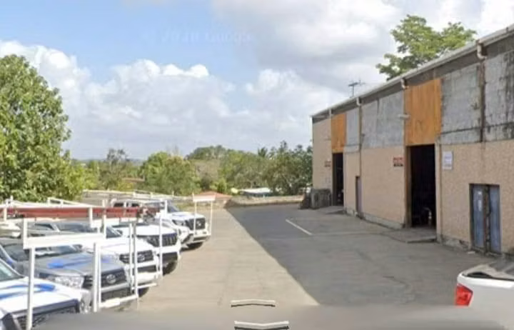 SE VENDE GALERA CON NEGOCIO  ANDANDO CENTRO DE LA CHORRERA