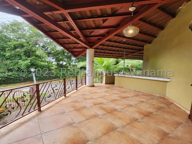 Alquiler Casa en Diablo 26YCG6618
