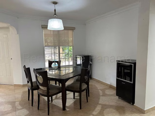 Alquiler Casa en Diablo 26YCG6618