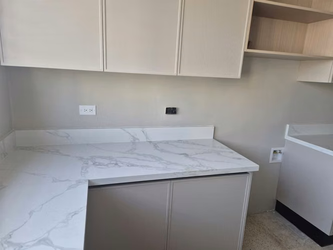 APT-ALQ-3REC-3.5BAÑOS-CBE-Vista Bella Plaza-Marbella-Remodelado