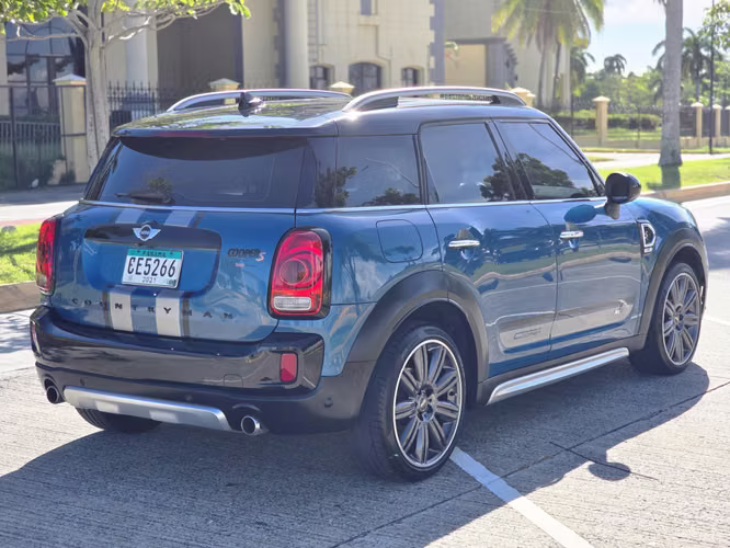MINI COOPER COUNTRYMAN S 2017 $13,900