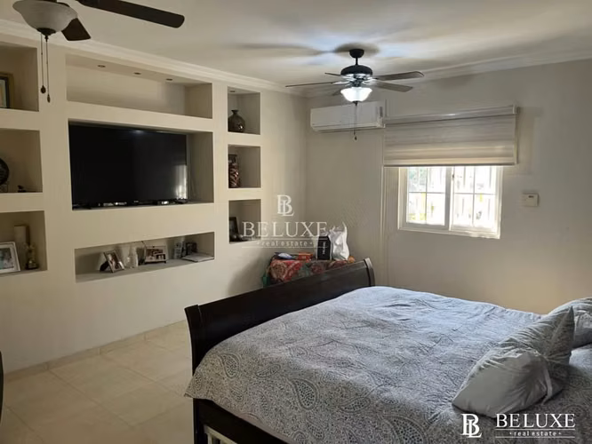 SE VENDE CASA EN ALTOS DE PANAMA (6)
