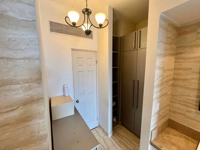 Atención Inversionistas Se Vende Apartamento amoblado en Obarrio - Bella Vista.