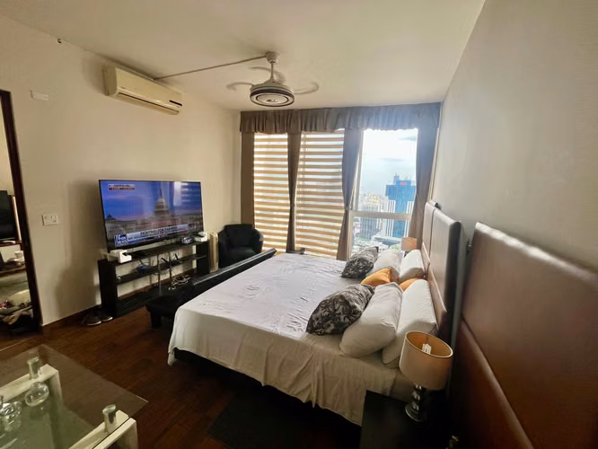 Atención Inversionistas Se Vende Apartamento amoblado en Obarrio - Bella Vista.