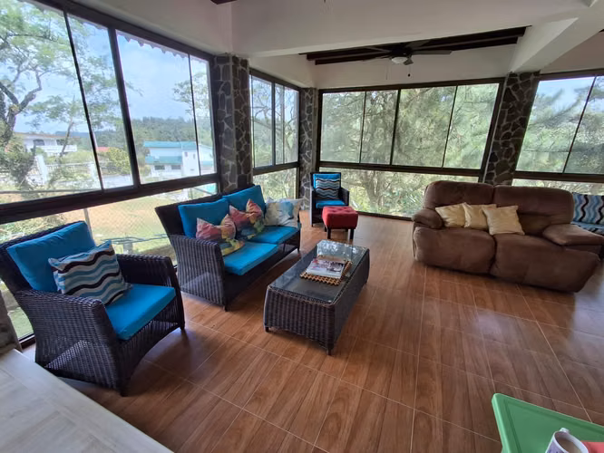 Se Vende Casa en Altos de Cerro Azul - Imagen 4