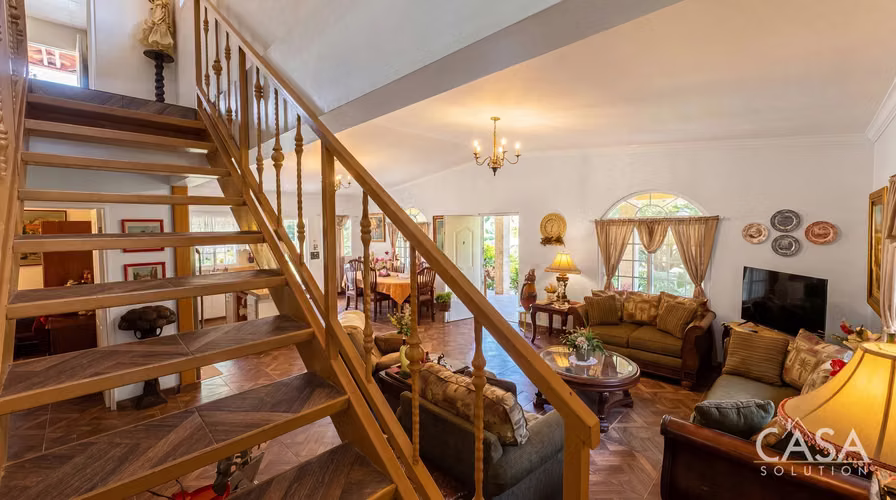 Casa en Venta de 3 Recámaras en River Village, San Martín, Panamá