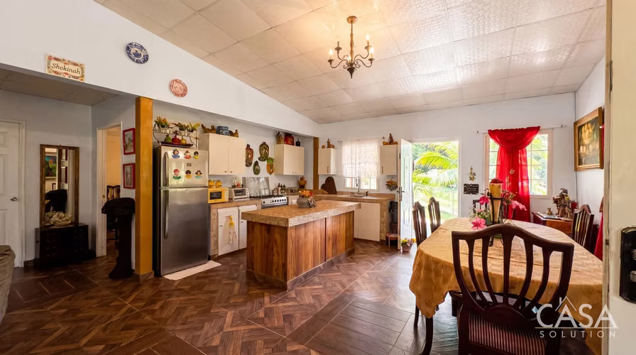 Casa en Venta de 3 Recámaras en River Village, San Martín, Panamá