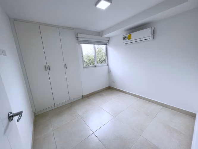 Se alquila apartamento en Panama viejo residences, linea blanca completa